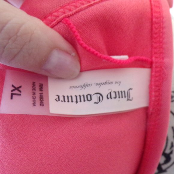 Juicy Couture 2 Piece Triangle Top Embossed Bottom - Picture 6 of 9